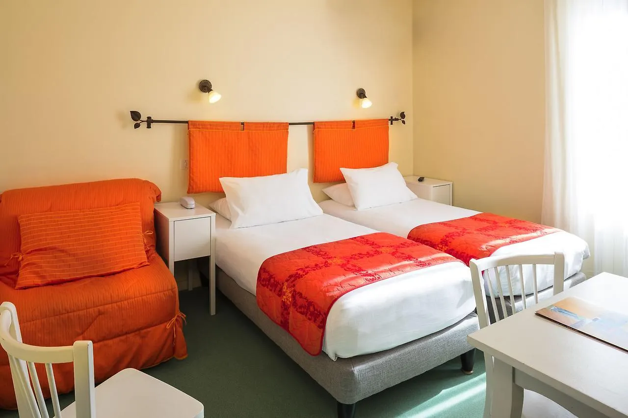 ***  Logis Hotel Restaurant Les Cedres Joyeuse France